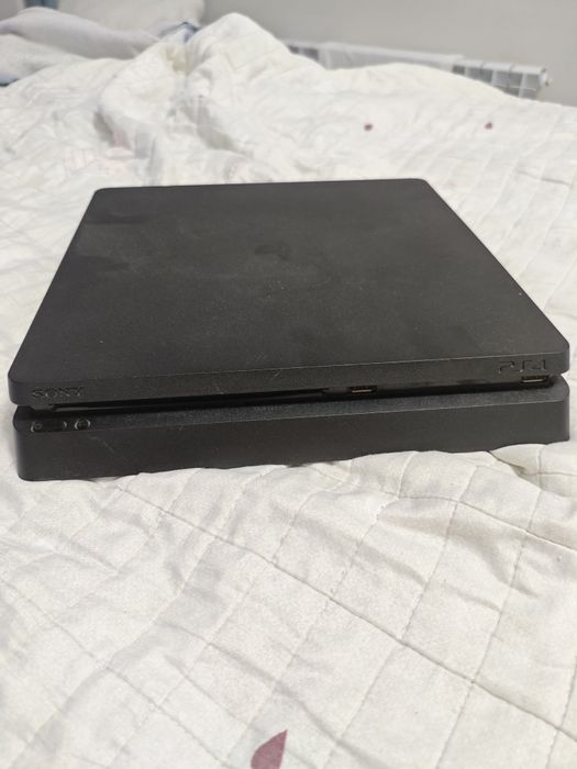 Консоль Playstation 4 Slim 1TB