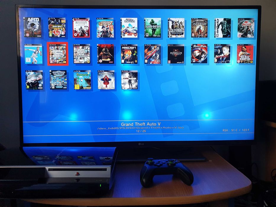 PS3 modat CFW 160 GB + 25 jocuri (GTA V, Red Dead, NFS, Spider-Man)