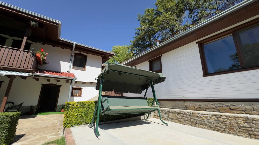 Продава се Къща в Трявна - 240 кв.м за 784 €/кв.м - Снимка #2