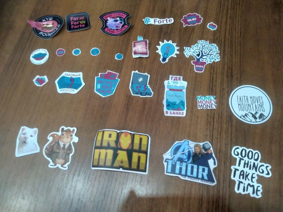 Наклейки разные оптом