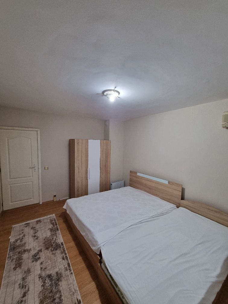 Дава се под наем Тристаен апартамент в Свиленград - 70 кв.м за 408 € - Снимка #11