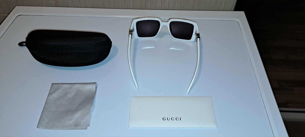 Ochelarii soare pt Dama Gucci Italia produs nou cu eticheta