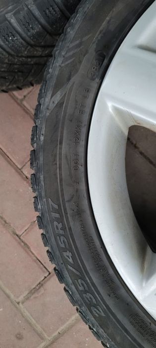 Jante Audi A4 B6 B7 235/45R17 M+S