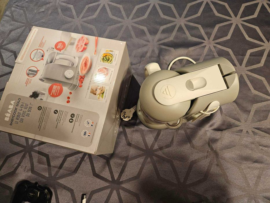 Vand aparat cu aburi si mixer BEABA Babycooker