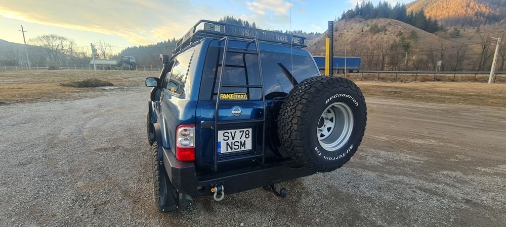 Nissan Patrol Y61