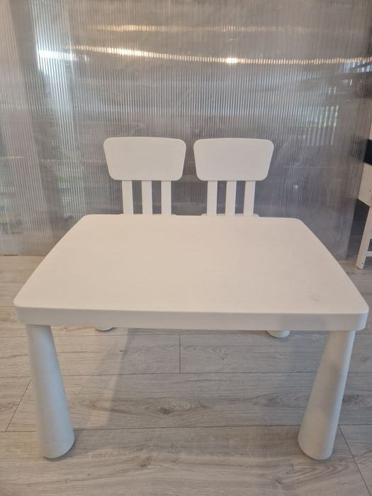 Masuta+2 scaune "Mammut" IKEA