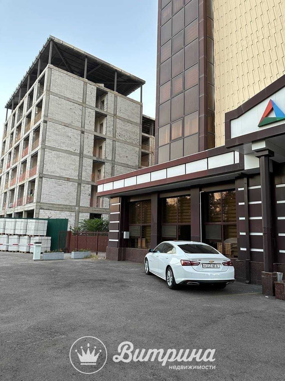 Продается коммерческое помещение на Абдулла Каххара