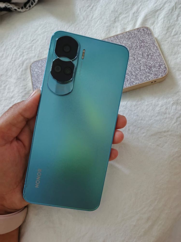 Honor 90 Lite почти новый