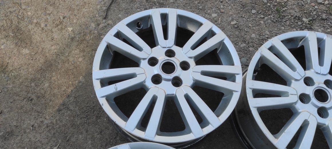 Комплект оригинальных дисков R19. Land rover