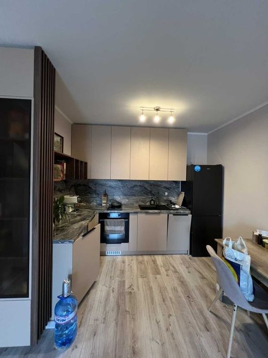 Дава се под наем Двустаен апартамент в София, Младост 4 - 72 кв.м за 695 € - Снимка #3