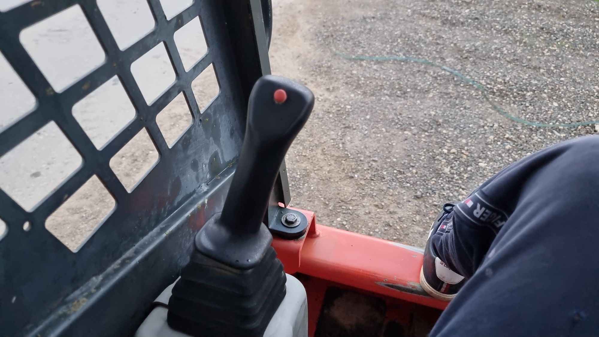 Miniîncarcător EUROCOMACH  ESK 150.3  mini încărcător la 1370 ore