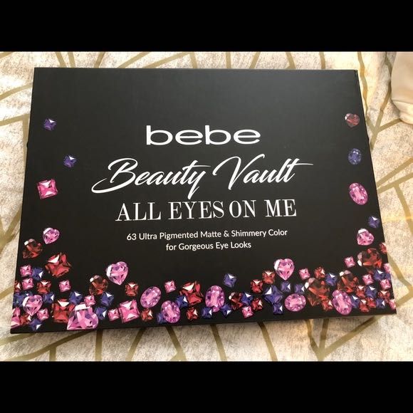 Палитра за очи грим Bebe beauty vault all eyes on me