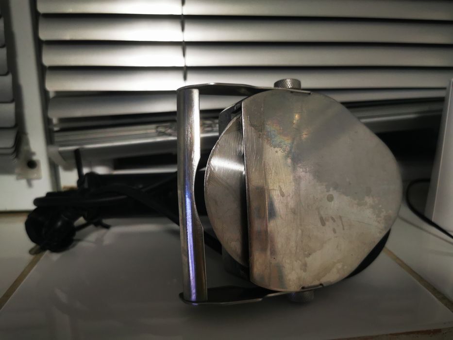 Електрически нож за дюнер