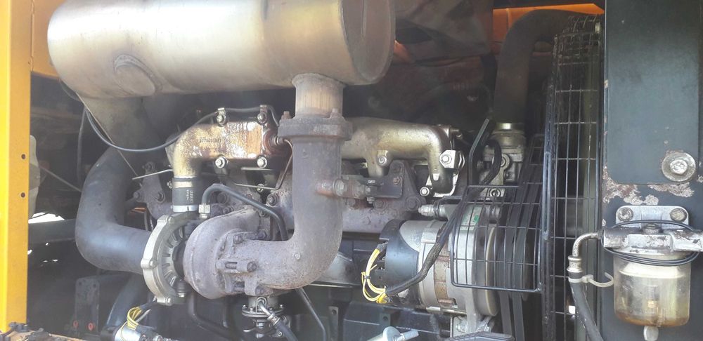 Buldoexcavator Terex 970  Vola Jcb 426 B