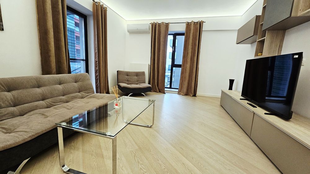 Ofer spre inchiriere apartament 3 camere decomandat parcare subteran