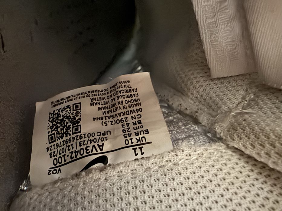 Adidasi Barbati Nike 45 AirForce Knit