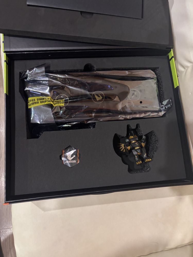 Aorus 3090 Geforce RTX видеокарта