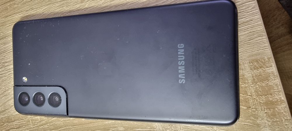 Samsung Galaxy S 21 5 G defect