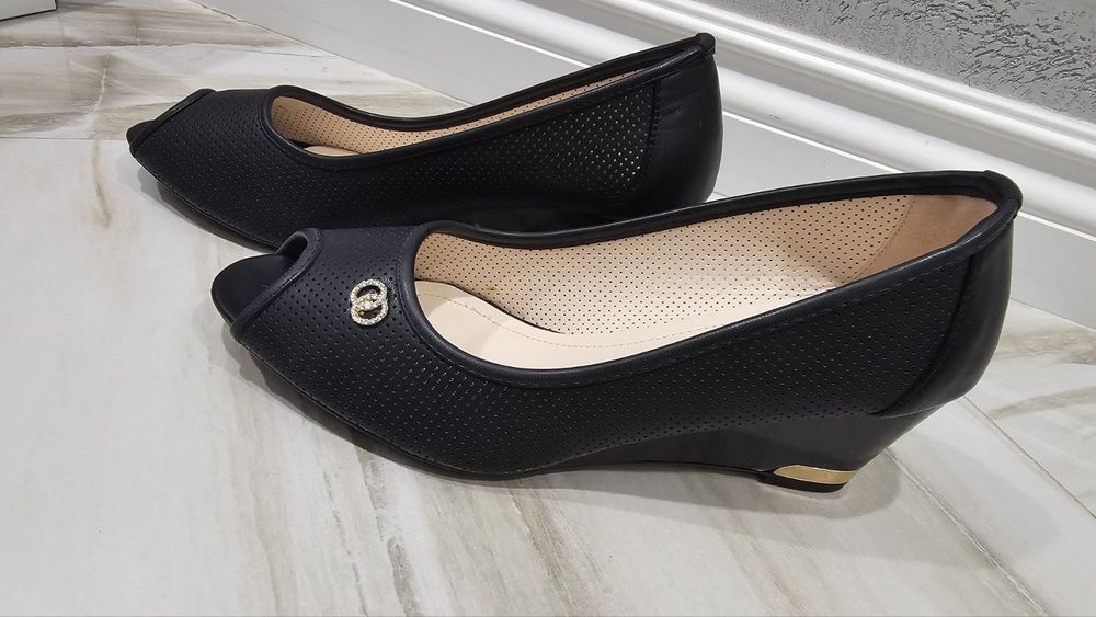 Дамски официални обувки 40 номер