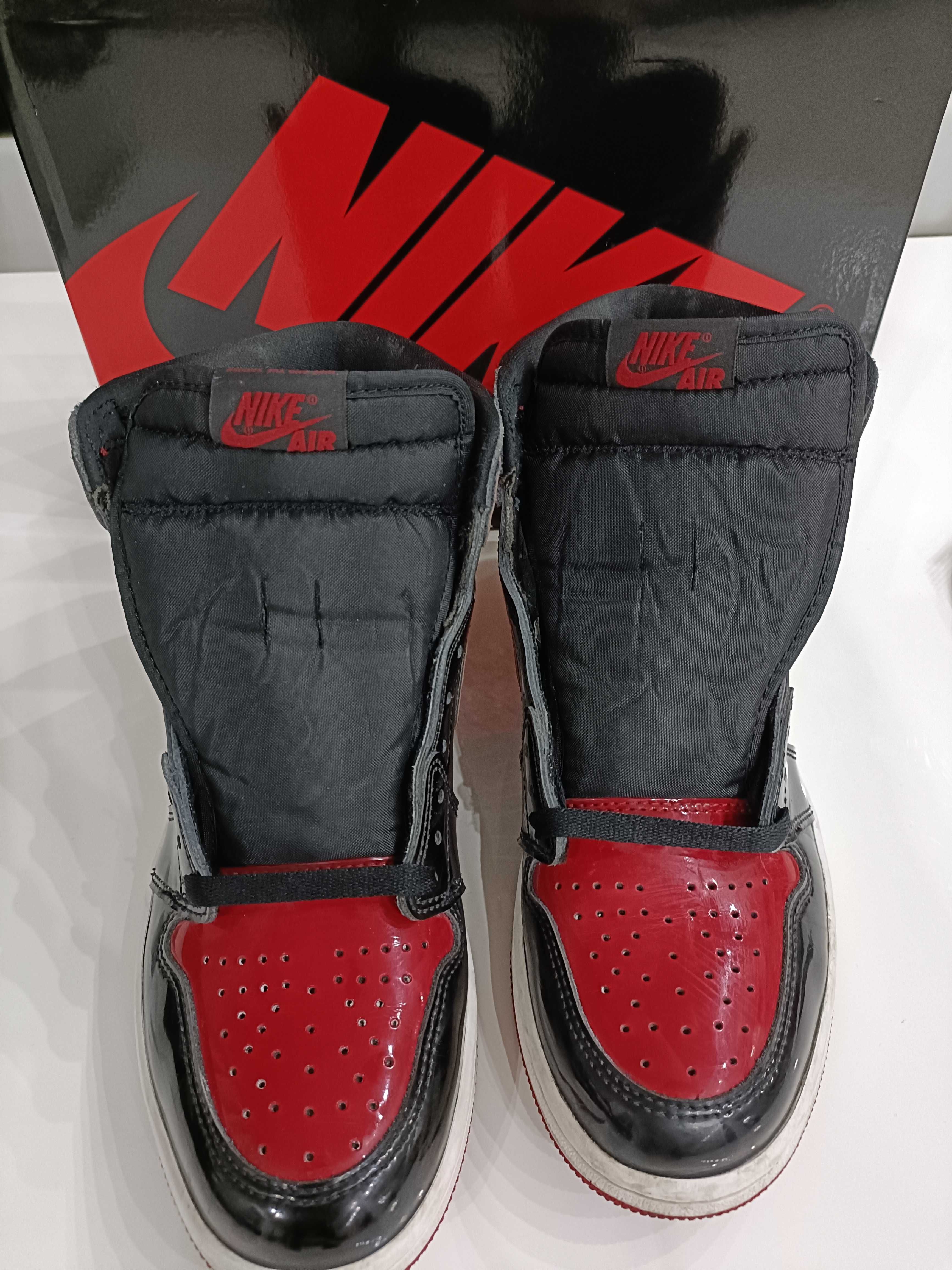 Nike Air Jordan 1 Retro High OG Patent Bred masura 42 GOAT originali