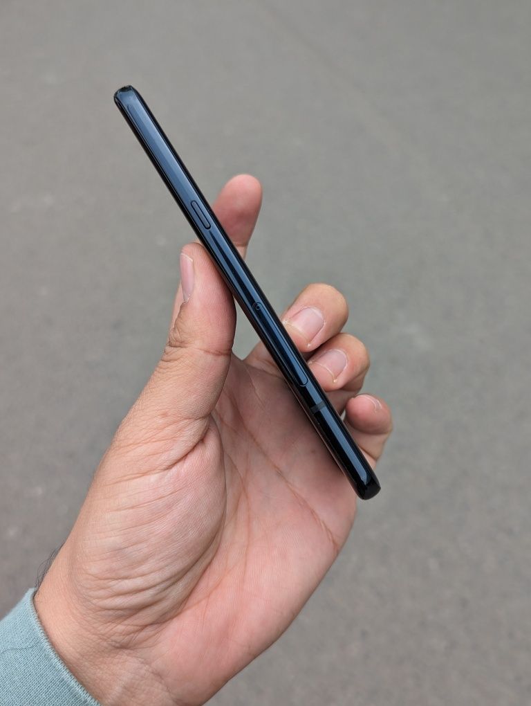 Lg g8 thinq 6/128 (состояние Пушка)