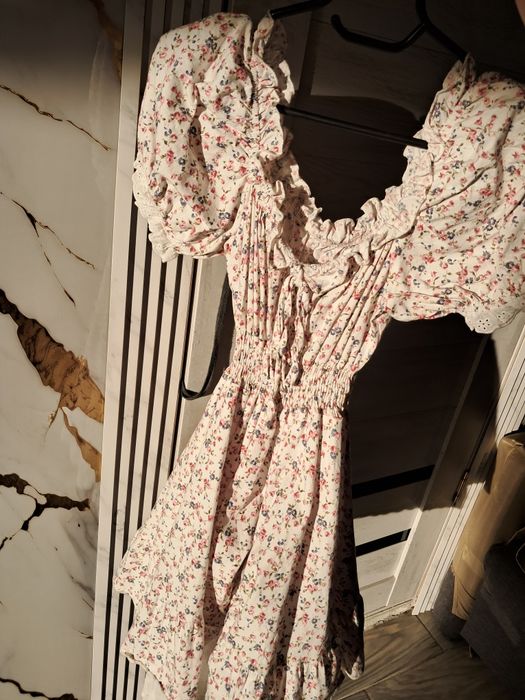 продам нежное платье