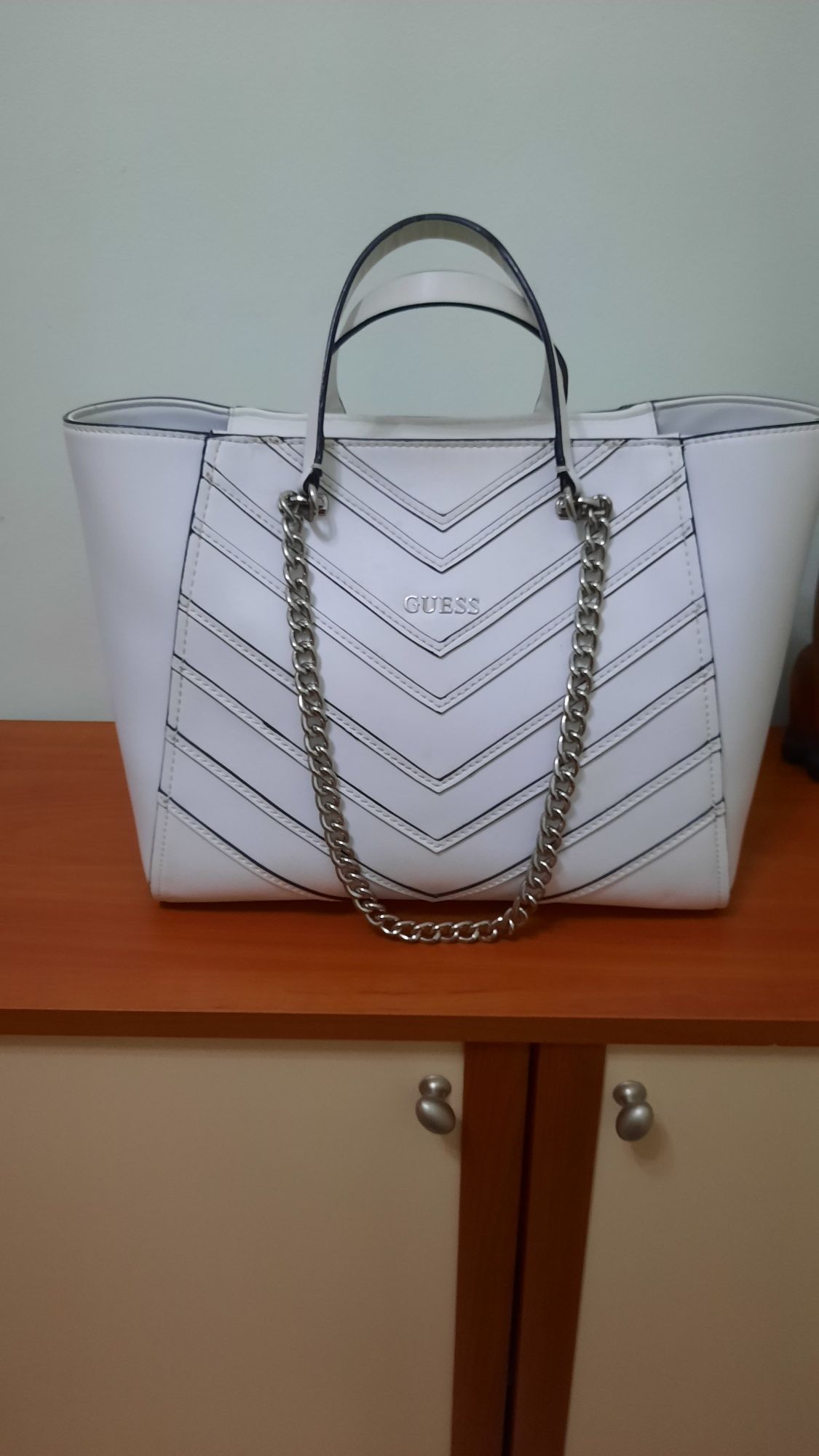 Чанта, оригинална GUESS