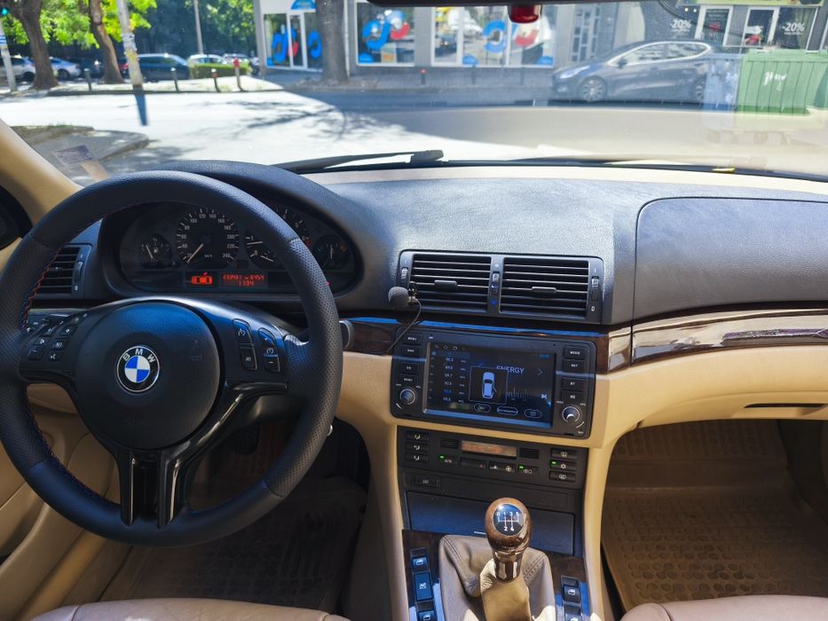 BMW 325i X-Drive Navi 

2.5X-Drive NaVi,
