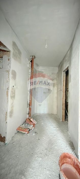 Продава се Двустаен апартамент в Варна, Погреби - 55 кв.м за 1746 €/кв.м - Снимка #3