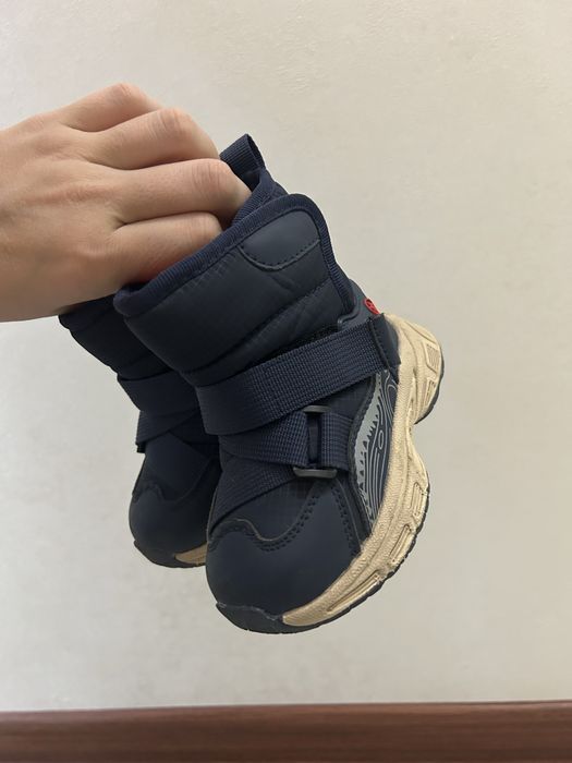 Зимние сапоги для малыша