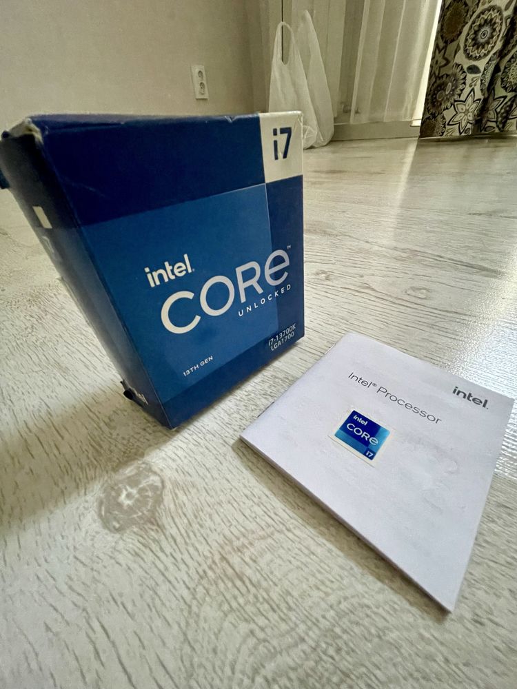 intel core i7 13700k box