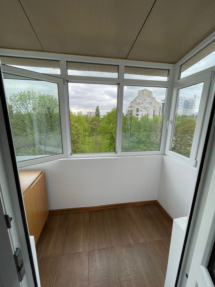 Proprietar Inchiriez apartament zona centrala