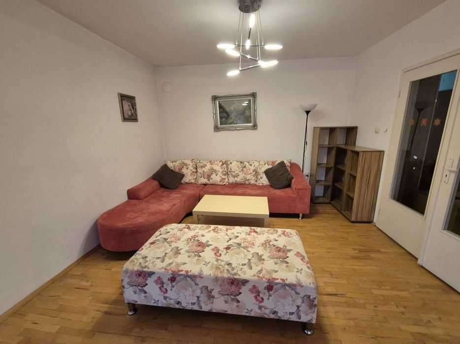Дава се под наем Четиристаен апартамент в София, Витоша - 150 кв.м за 1000 € - Снимка #1