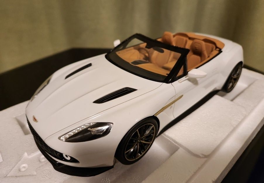 Macheta scara 1/18 Aston Martin Vanquish Zagato Concept