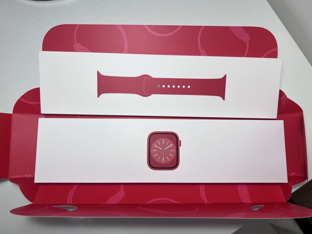 Apple Watch 8 RED Alu 45 mm