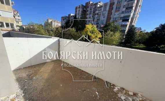 Тристаен апартамент в кв. Бузлуджа