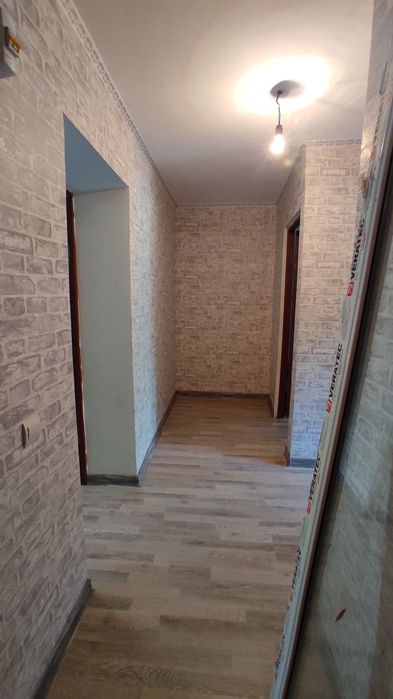 Продам 3 - х комнатную квартиру