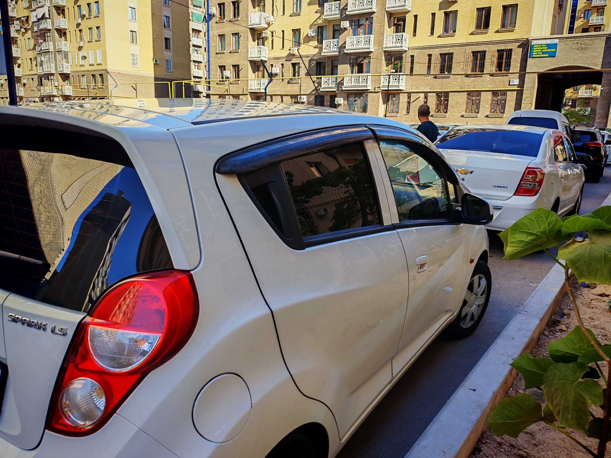Spark 1.25 сотилади.