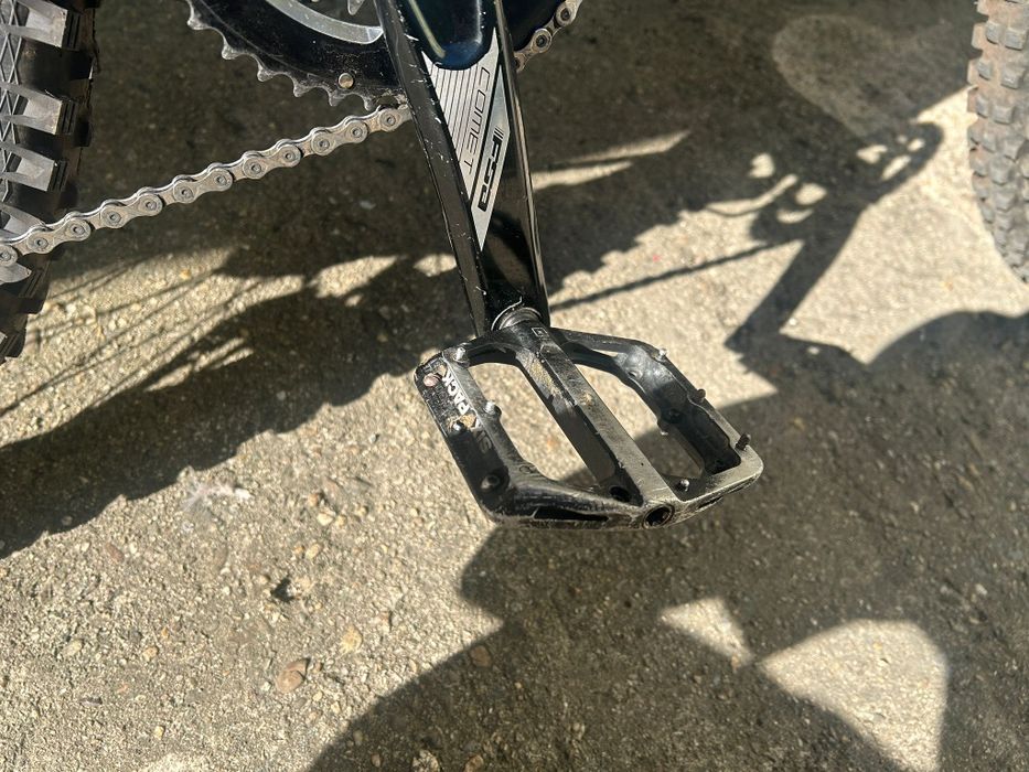 Vând bicicleta full suspension Boardman