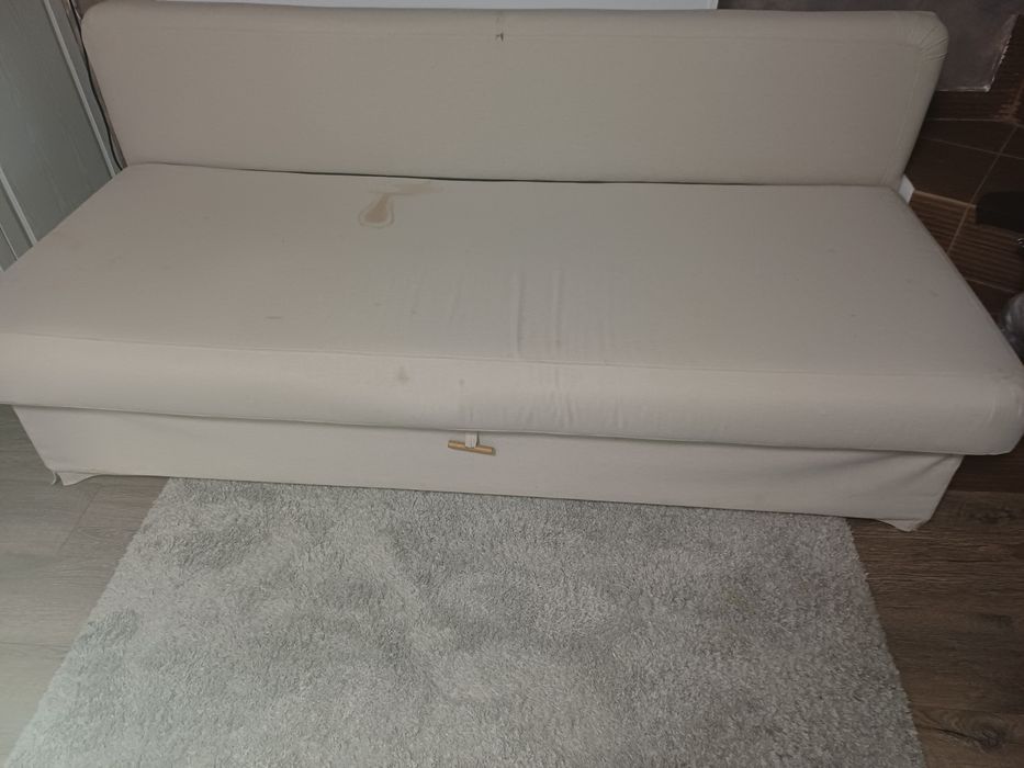 Doua canapele Mobexpert de vanzare si o canapea Ikea