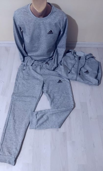 Trening baieti Adidas din 3 piese.