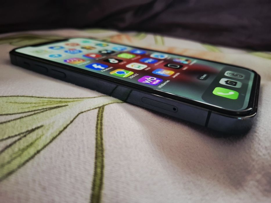 Обменяю Iphone(айфон) 12 pro 128gb