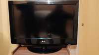 Продам телевизор LG отличном рабочем состаяний плоский экран удобный