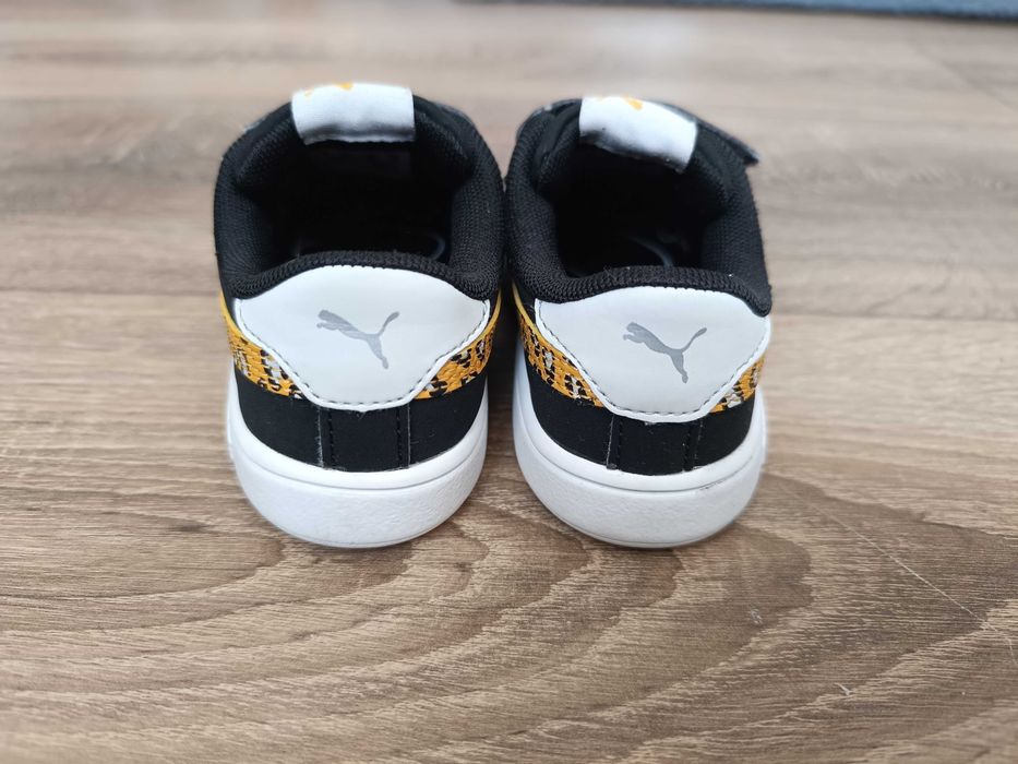 Adidasi / Tenisi PUMA copii, marimea 24