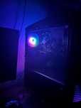 Vand pc gaming si monitor