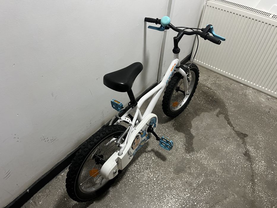 Vand bicicleta copii cu roata de 16