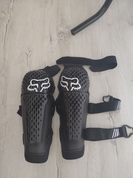 Genunchiere fox Mărime L