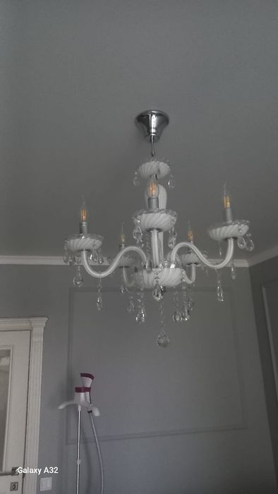 Продам люстру люкс качество