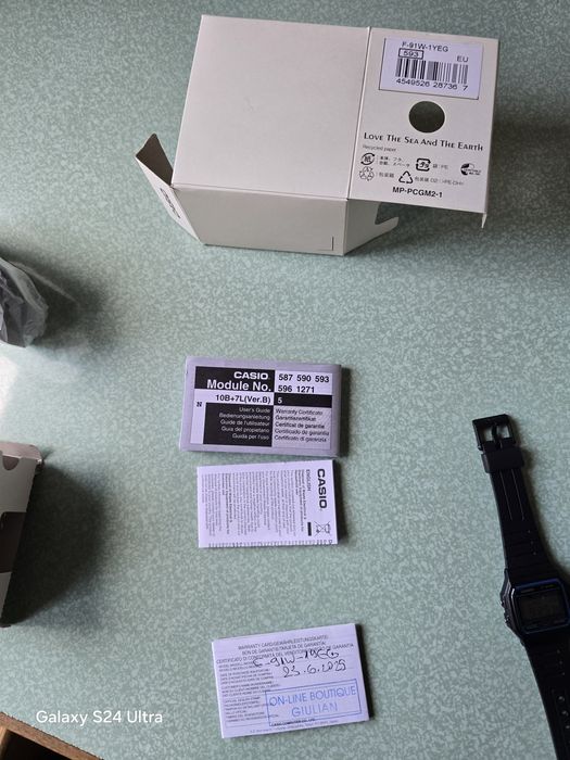 Чисто нов часовник Casio