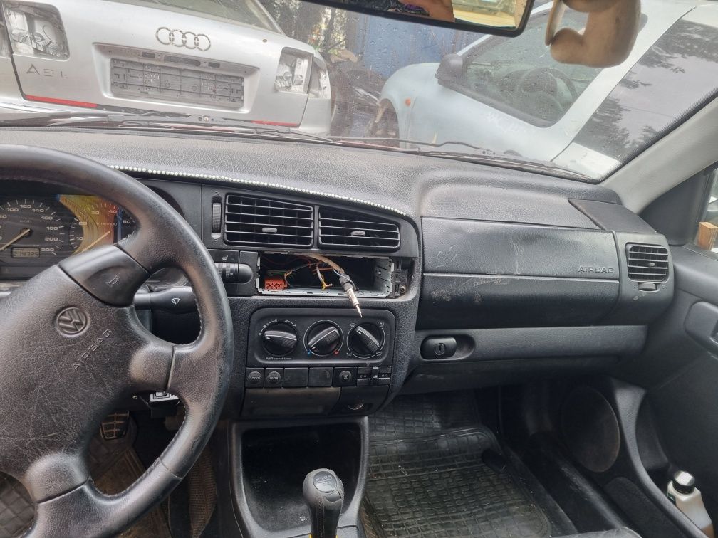 На части VW Golf 3 1.8 90к.с.